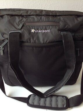 ⭐SHERPANI NYLON TOTE BAG in Black – LIKE NEW⭐